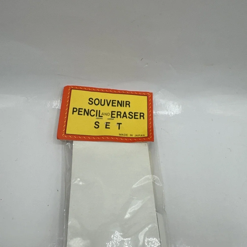 Hawaii‎ Souvenir Pencil Eraser Set Rainbow Aloha Hawaii Pencils Made in Japan